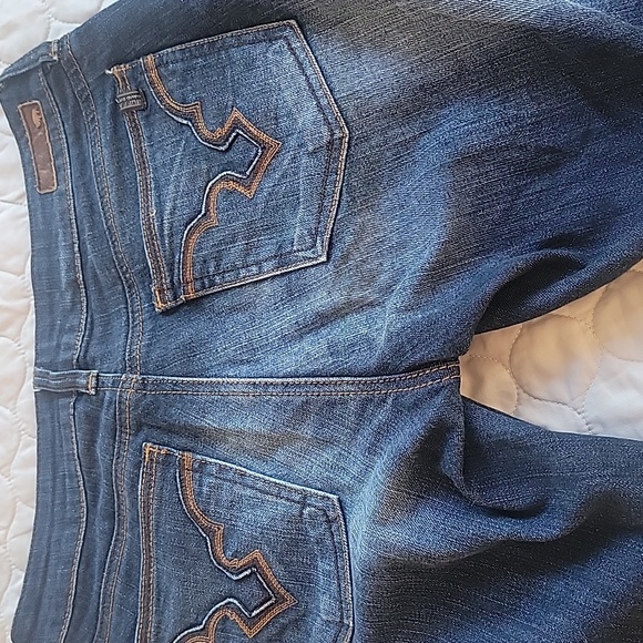 Buffalo Jeans Sz 28. Felow Mid Rise/ Stretch Flare. 29" Long, measures in Photo - Picture 7 of 13